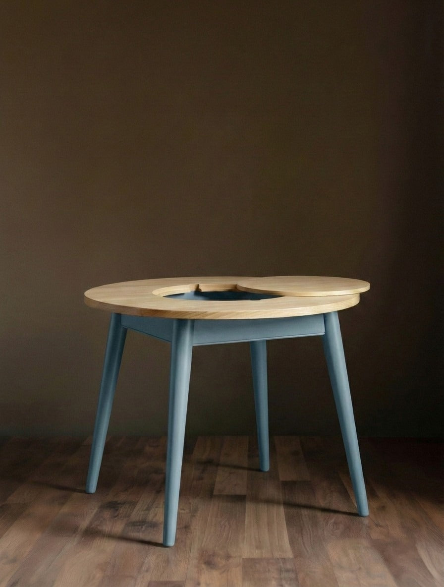 round_blue_f.jpg round blue f